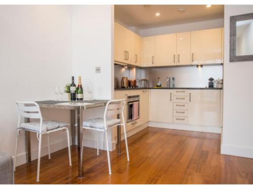 The Most Central Apartment In Cardiff