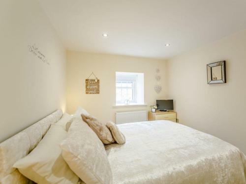 Wagtail Cottage - Uk33096