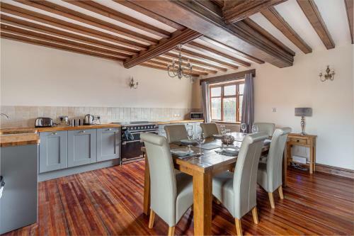 Stunning 5 Bed Cottage Cawston Norwich