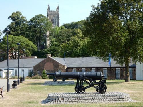 Hostal Double Room, Chatham Dockyard