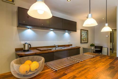 Luxury Apartments - 22 Garden Flat