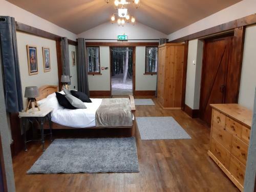 Villa Wyldwood Lodge