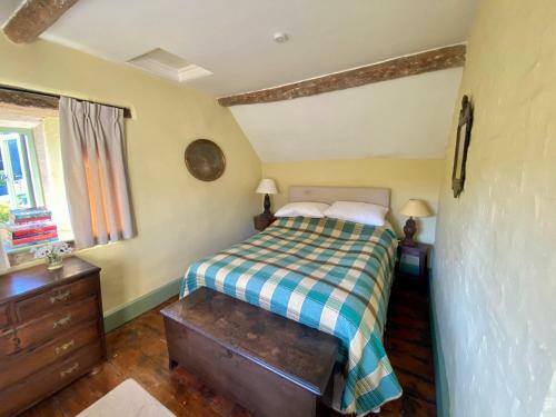 Magical Cottage In A Hidden Cotswolds Valley