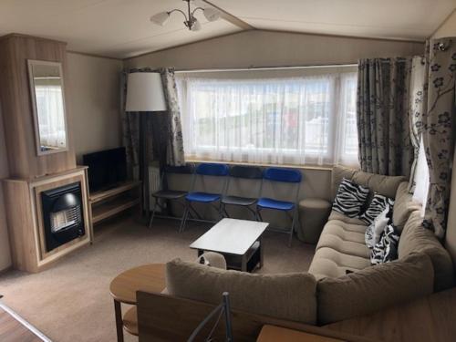 Luxurious 2-bed Caravan In Clacton-on-sea