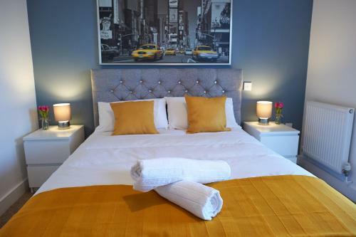 Clarendon Heights - Stylish Two-bedroom Apartment