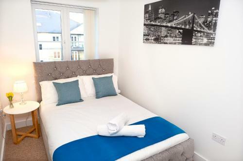 Clarendon Heights - Stylish Two-bedroom Apartment