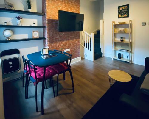 Large 4 Bedroom Home - City Centre