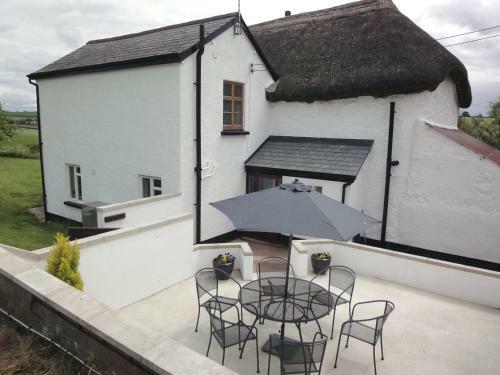 West Henstill House, Crediton