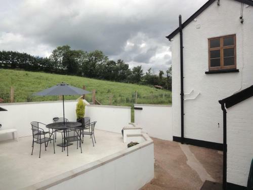 West Henstill House, Crediton