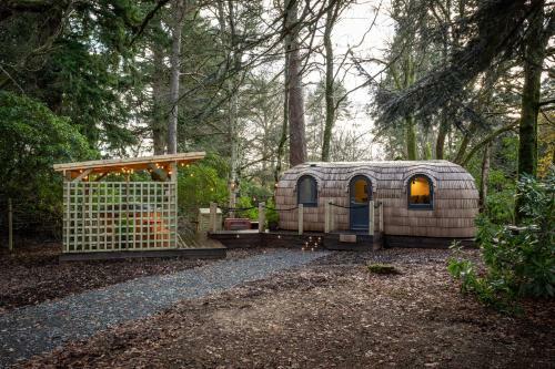 Majors Lodge - Culdees Castle Estate Glamping