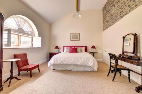 Cromer Villa Sleeps 8 With Wifi