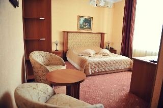Diplomat Club Hotel