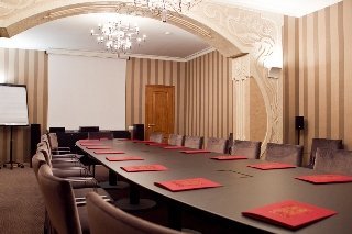 Diplomat Club Hotel