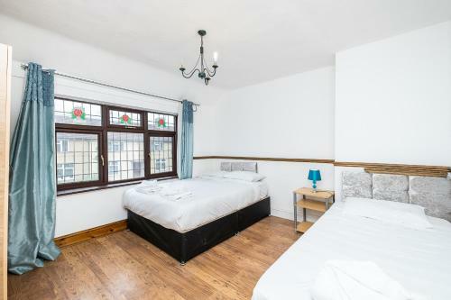 Dagenham / A13 4 Bedhouse For The Contractors