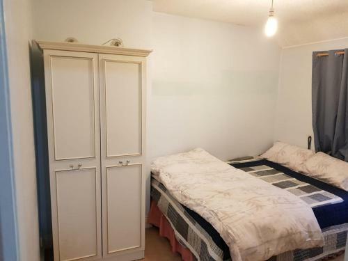 Beautiful 3-bed House In Dagenham
