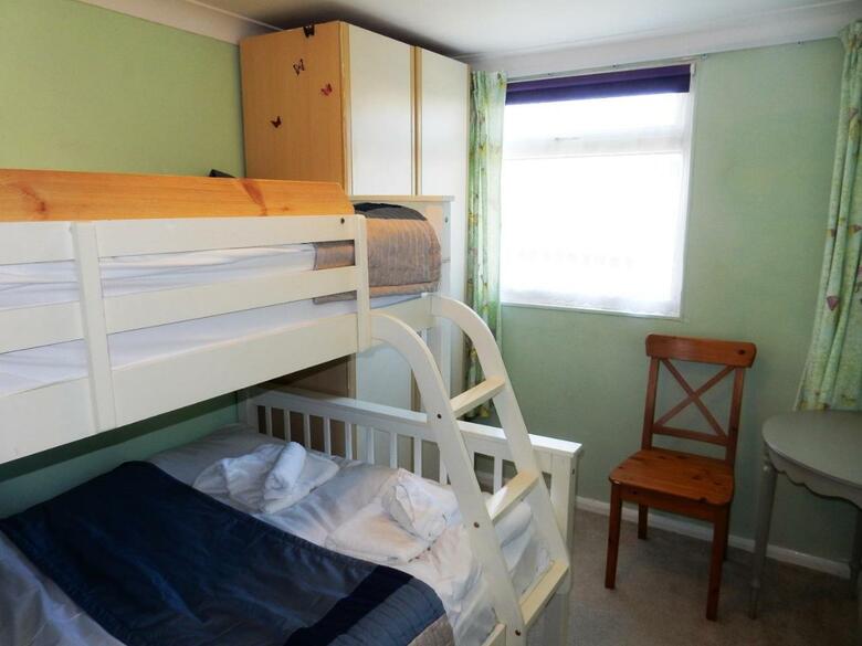 Sheena's Dartmouth Chalets