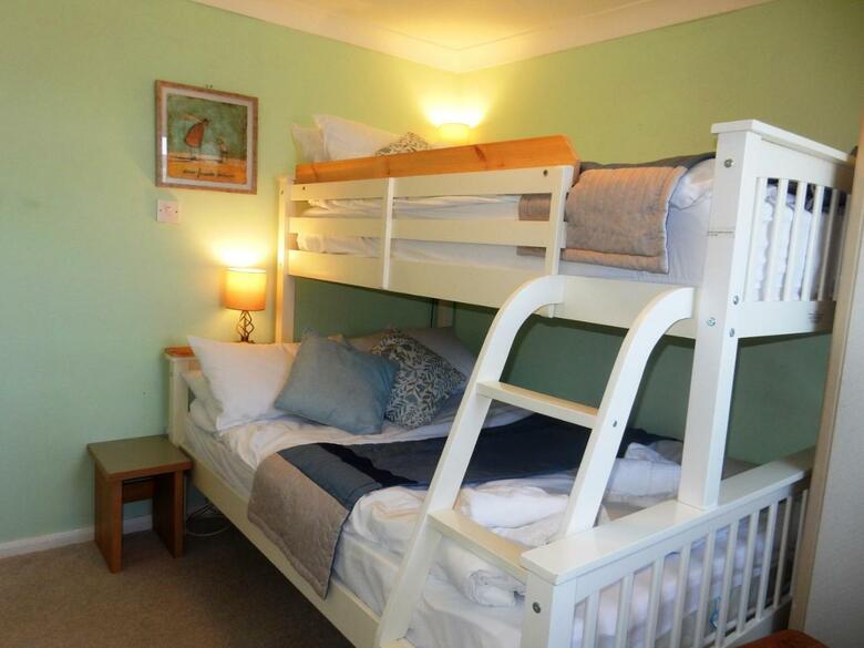 Sheena's Dartmouth Chalets