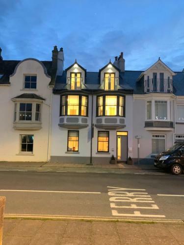 Bed & Breakfast Waterfront House