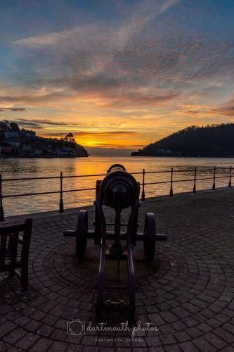 Bed & Breakfast Waterfront House