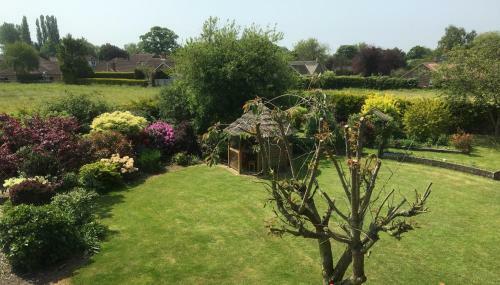 Hostal Westergate House