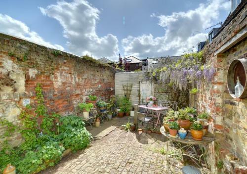 Brambles Cottage