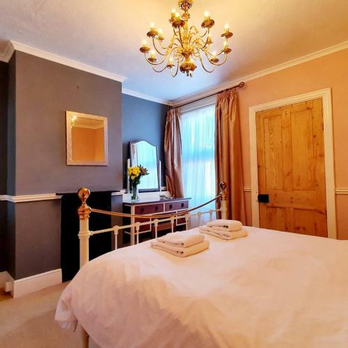 Smugglers Cottage Holiday Home