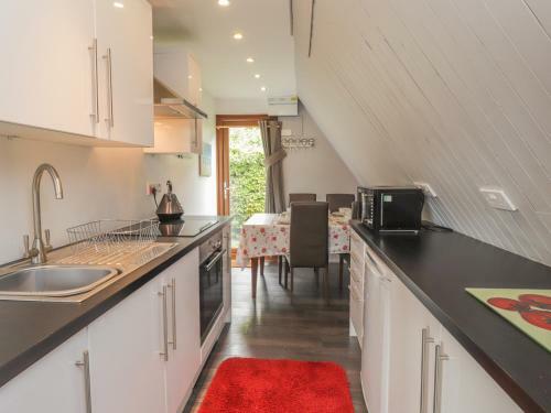 Sunshine Chalet (no 85)