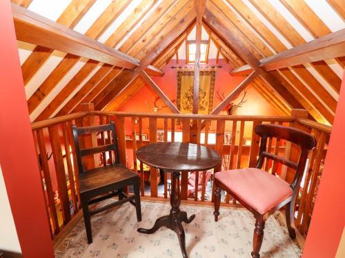 The West Wing, Denbigh