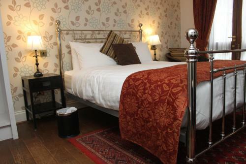 The Courtyard Hotel At The Stenson Bubble