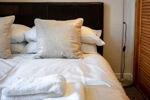 Apartamento Bright, Spacious West-end Flat, Near University