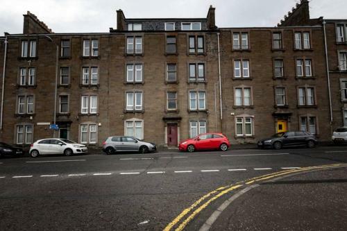 ?bright Apartment, Near University + City Centre?