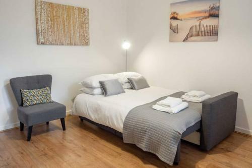 Apartamento ? Spacious 2 Bed Flat, Close To University ?