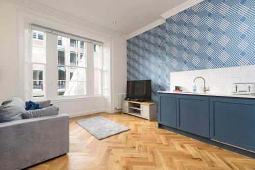 Altido Elegant And Spacious 1bedroom/1bathroom Apart