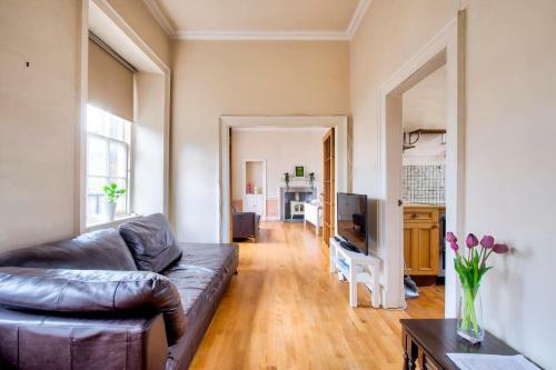 Apartamento Guestready - Cosy 2br Top Floor Apt At World's End