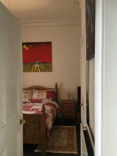 Goldenacre Private Room (homestay)