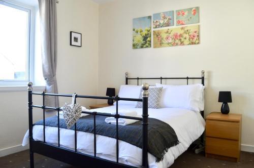 Crags View Apartment On The Royal Mile