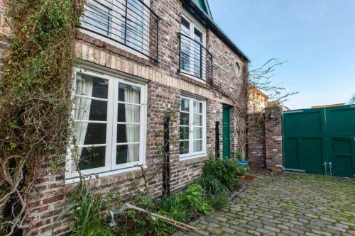 Gorgeous Home In Vibrant Leith - Sleeps 6