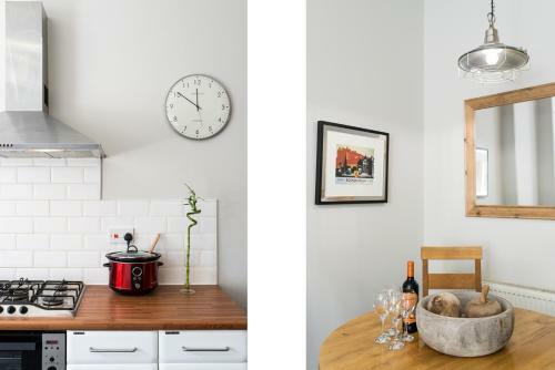 Apartamento Beautiful, Traditional 2 Bedroom Main Door Flat
