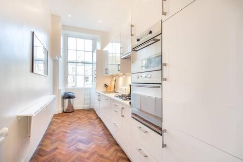 Apartamento Altido Spacious Castle Terrace 3 Bedroom Apt (Sleeps 8)