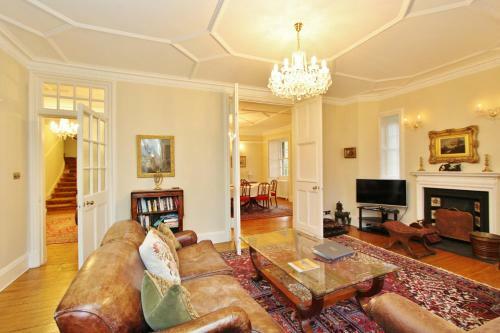Apartamento 3 Bed Apt In Historic Ramsay Garden