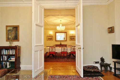 Apartamento 3 Bed Apt In Historic Ramsay Garden