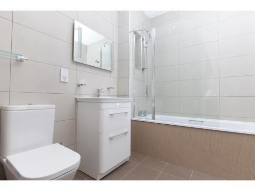 Apartamento Historic Stone Built 4br Cottage For 8 W/parking