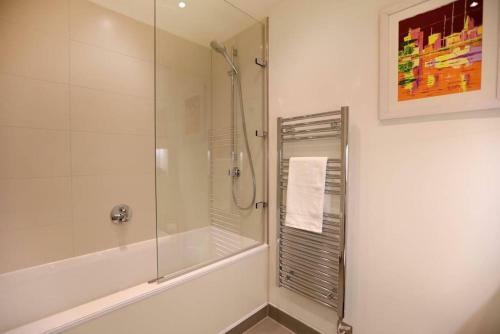 Apartamento Luxurious, Central 1 Bed In Quartermile - Parking
