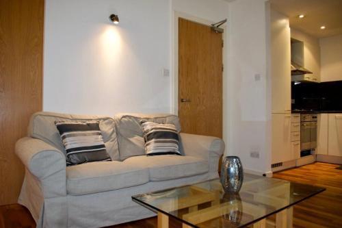 Bright Apartment On The Grassmarket Sleeps 2