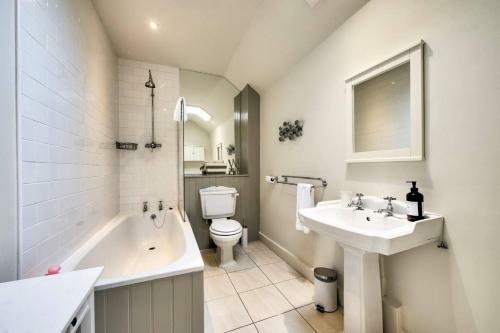 Altido Luxury City Centre Mews House