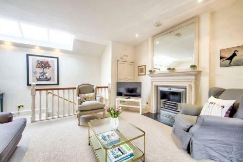 Altido Luxury City Centre Mews House