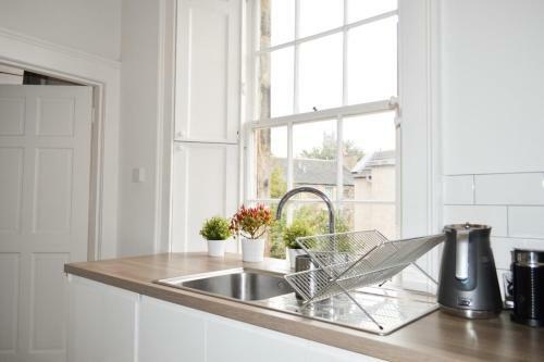 Beautiful Edinburgh Apartment In Stockbridge