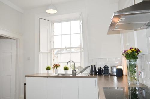 Beautiful Edinburgh Apartment In Stockbridge