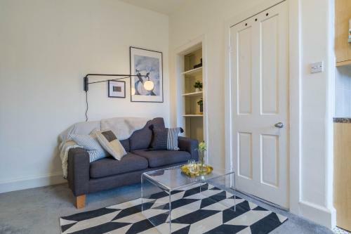 Stylish And Comfortable City Centre Apartment