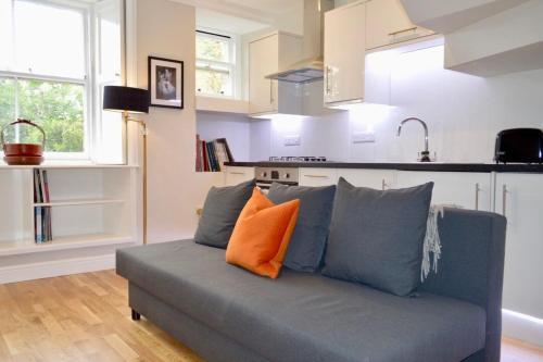Stylish City Centre Apartment - Sleeps 3